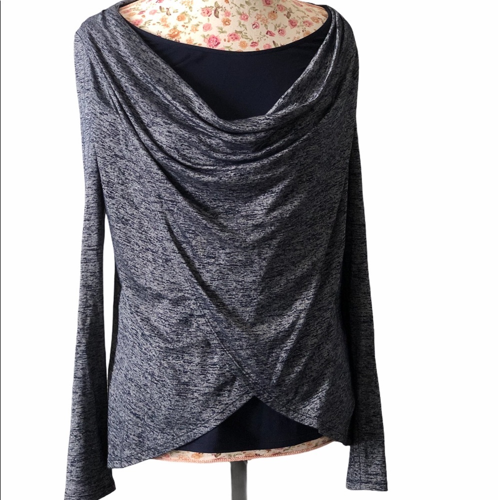 White and Black long sleeve women’s wrap blouse M